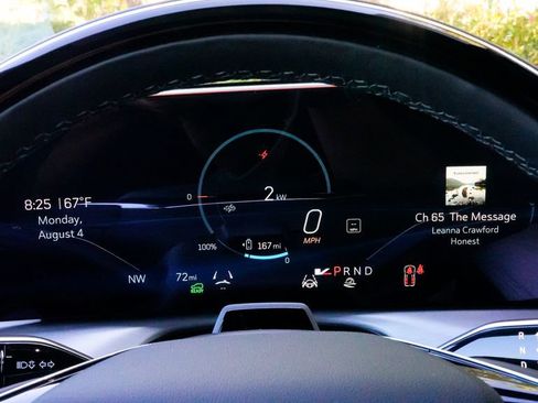 Used 2026 Cadillac Vistiq Luxury AWD/4WD image 23