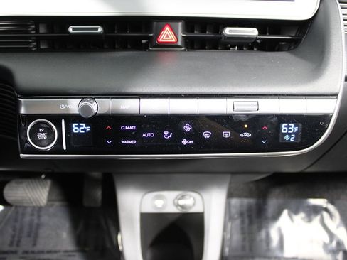 Used 2023 Hyundai Ioniq 5 Limited image 22