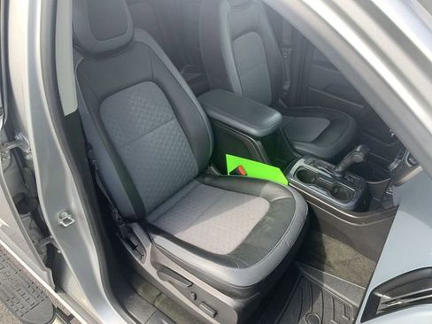 Used 2017 Chevrolet Colorado Z71 AWD/4WD image 24