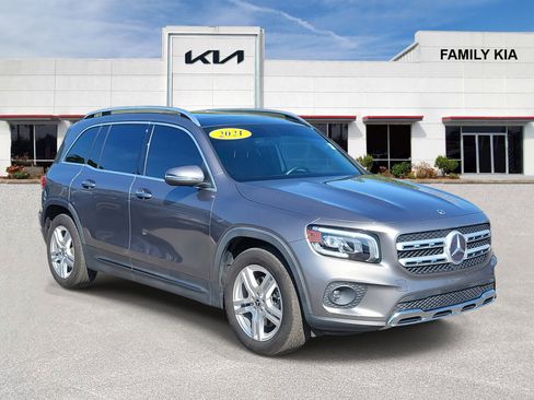 Used 2021 Mercedes-Benz GLB 250 4MATIC w/ Premium Package image 1