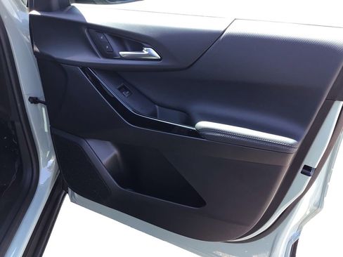 Used 2025 Chevrolet Equinox LT w/ Convenience Package II AWD/4WD image 21