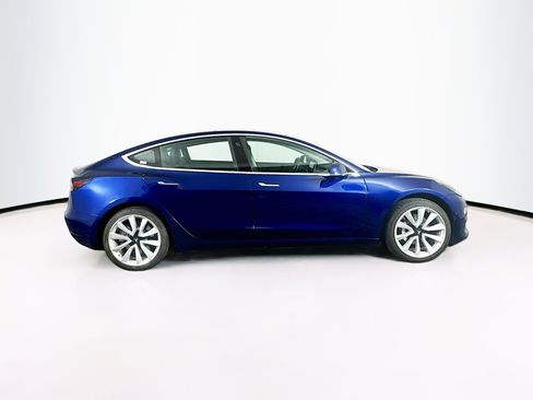 Used 2018 Tesla Model 3 Long Range image 10