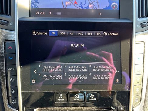 Used 2015 INFINITI Q50 Premium w/ Navigation Package image 25