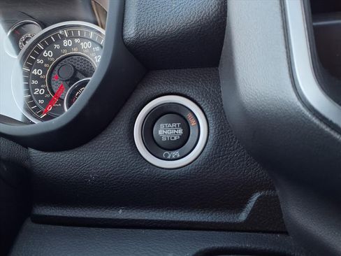 Used 2024 RAM 2500 Big Horn w/ Bed Utility Group image 25