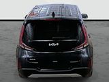 Used 2023 Kia Soul LX w/ LX Technology Package image 3