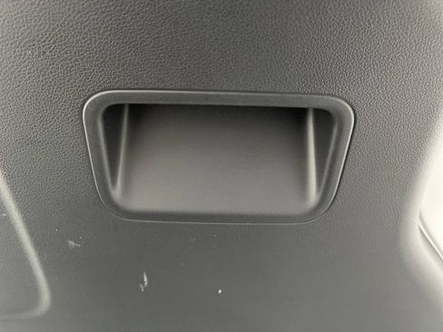 Used 2025 Hyundai Venue SEL FWD image 40