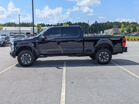 Used 2024 Ford F250 Lariat w/ Lariat Ultimate Package AWD/4WD image 8