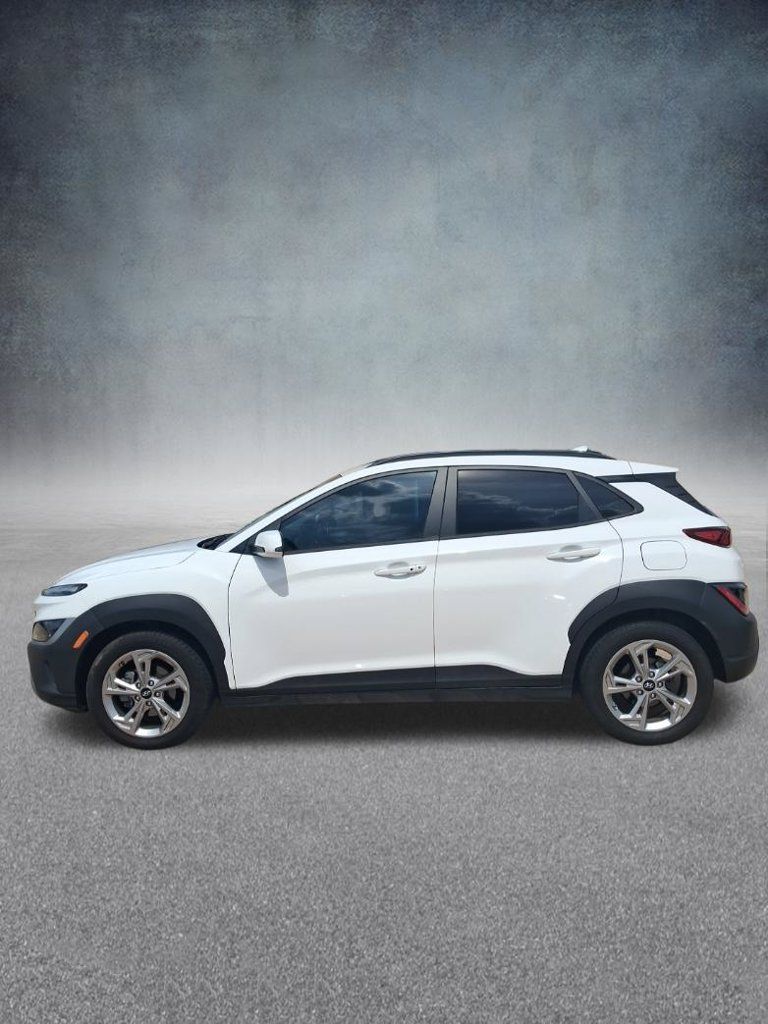 Used 2022 Hyundai Kona SEL FWD image 2