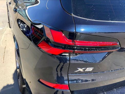 New 2026 BMW X5 xDrive40i w/ M Sport Package image 14