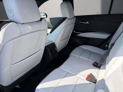 Certified 2024 Cadillac XT4 Sport FWD image 15