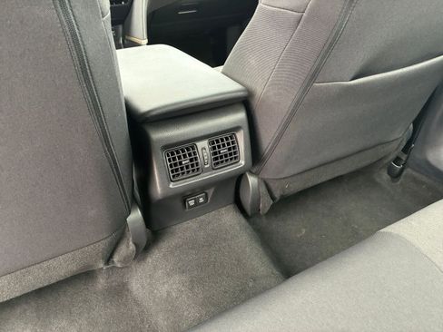 Used 2025 Toyota Camry LE FWD image 18