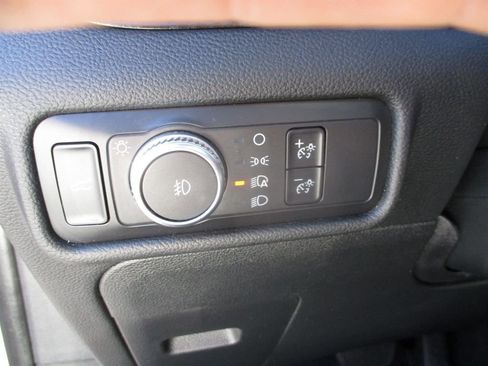 Used 2020 Ford Explorer ST w/ Premium Technology Package image 11