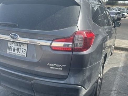 Used 2022 Subaru Ascent Limited w/ Technology Package image 2