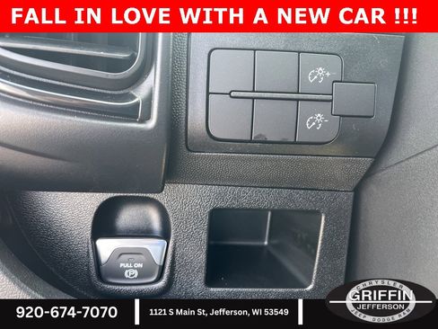 Used 2024 RAM ProMaster 2500 image 12