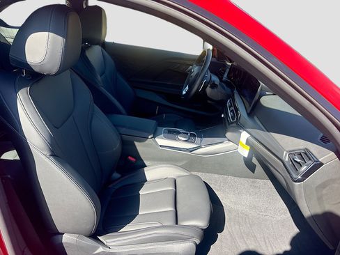 Used 2024 BMW 230i Coupe image 21