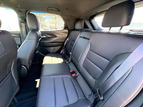Used 2023 Chevrolet TrailBlazer RS AWD/4WD image 10