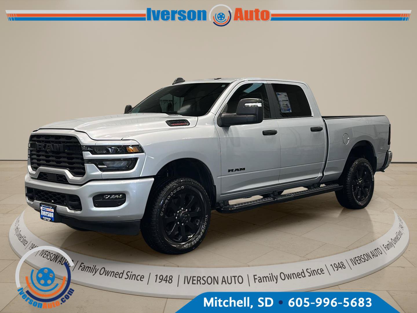 Used 2026 RAM 2500 Big Horn AWD/4WD image 3