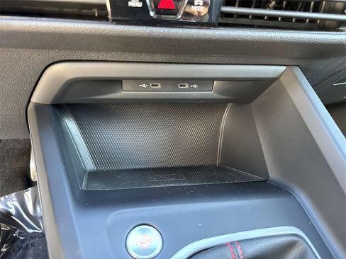 Used 2022 Volkswagen GTI SE image 57