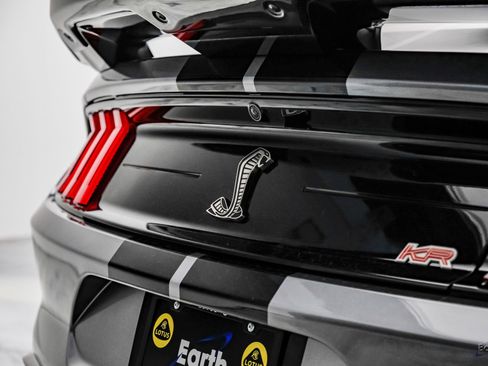 Used 2021 Ford Mustang Shelby GT500 w/ Technology Package image 18