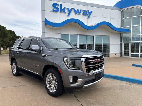 Used 2022 GMC Yukon SLT w/ SLT Luxury Package AWD/4WD image 1