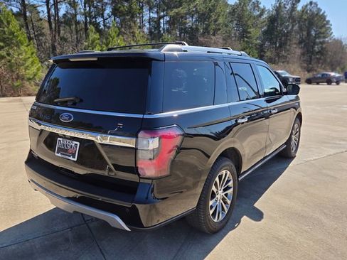 Used 2018 Ford Expedition Limited w/ Equipment Group 301A image 6