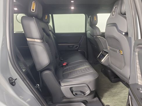 Used 2022 Rivian R1S Launch Edition AWD/4WD image 23