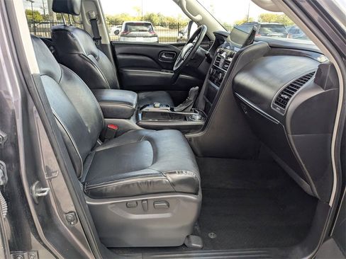 Used 2024 INFINITI QX80 Luxe image 33