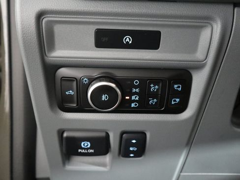 Used 2025 Ford F150 Lariat w/ Equipment Group 501A Mid AWD/4WD image 29