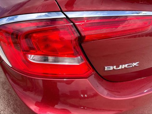 Used 2017 Buick LaCrosse Premium w/ Driver Confidence Package #2 AWD/4WD image 28