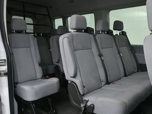 Used 2017 Ford Transit 350 XLT RWD image 9