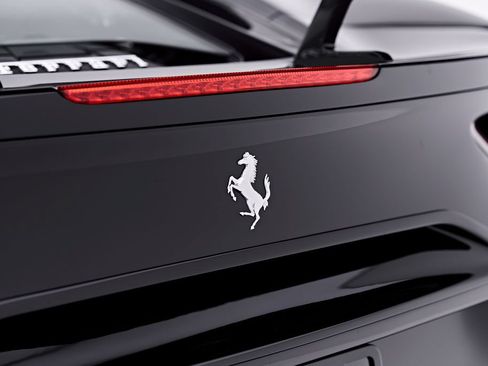 Used 2018 Ferrari 488 Spider RWD image 40