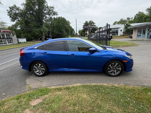 Used 2017 Honda Civic EX image 6
