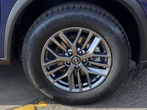 Certified 2023 Nissan Rogue S image 7