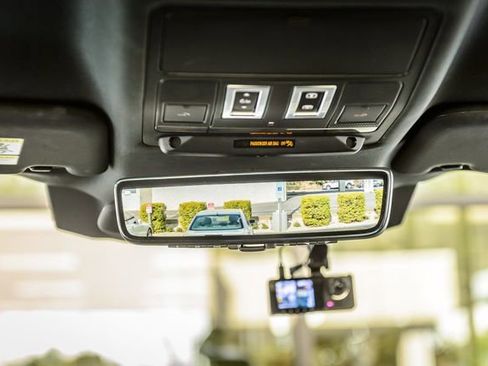 Used 2020 Land Rover Defender 110 X AWD/4WD image 43