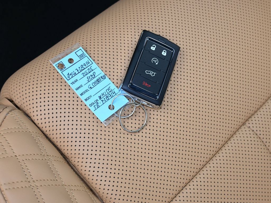 Used 2025 Jeep Grand Cherokee L Summit AWD/4WD image 19