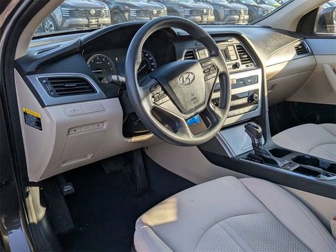Used 2015 Hyundai Sonata SE image 10