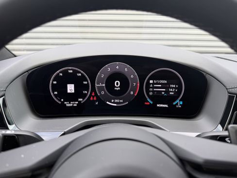 Certified 2025 Porsche Panamera 4 AWD/4WD image 19