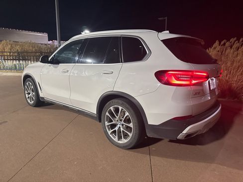 Used 2020 BMW X5 sDrive40i w/ Premium Package image 4