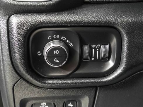 Used 2020 RAM 1500 Laramie AWD/4WD image 22