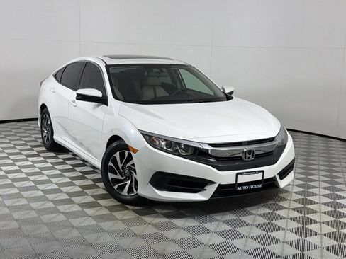 Used 2017 Honda Civic EX image 2