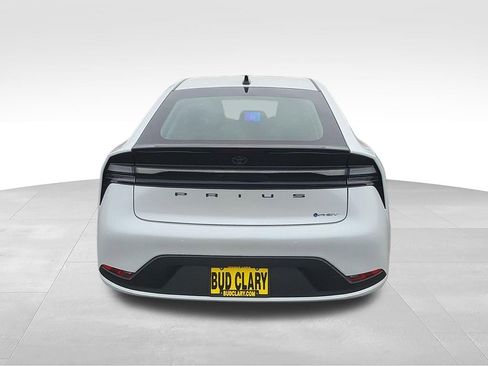 New 2026 Toyota Prius Plug-In Hybrid image 5