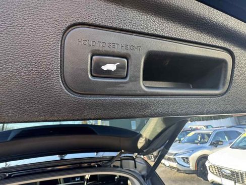 Used 2023 Acura MDX SH-AWD w/ Technology Package image 30