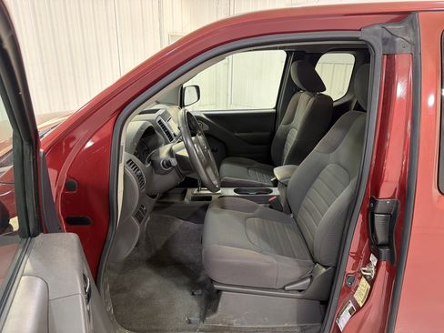 Used 2017 Nissan Frontier S image 10