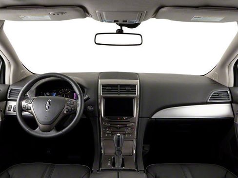 Used 2013 Lincoln MKX FWD image 7