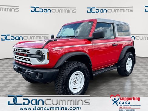 Used 2024 Ford Bronco Heritage Edition AWD/4WD image 1