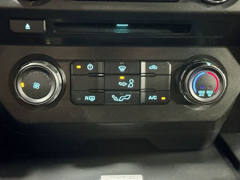 Used 2018 Ford F150 XL w/ Equipment Group 101A Mid image 13