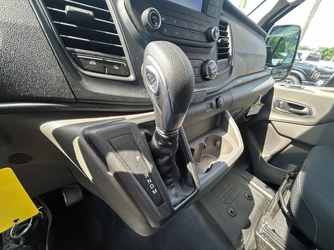 Used 2025 Ford Transit 250 Low Roof w/ Exterior Upgrade Package RWD image 23