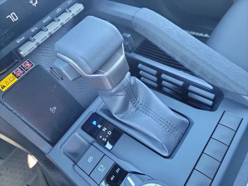 Certified 2025 Toyota Tacoma SR5 image 27