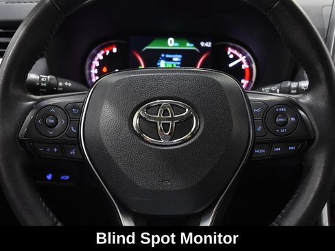 Used 2020 Toyota RAV4 TRD Off-Road w/ TRD Off-Road Weather Package AWD/4WD image 17