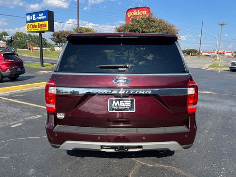 Used 2020 Ford Expedition XLT w/ Equipment Group 202A RWD image 6